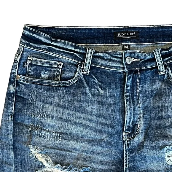 Judy Blue Women’s Sz 1X Distressed High Rise Denim Shorts Dark Wash Stretch - Picture 2 of 13